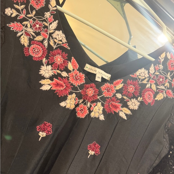 Ansab Jahangir dress - Picture 8 of 8